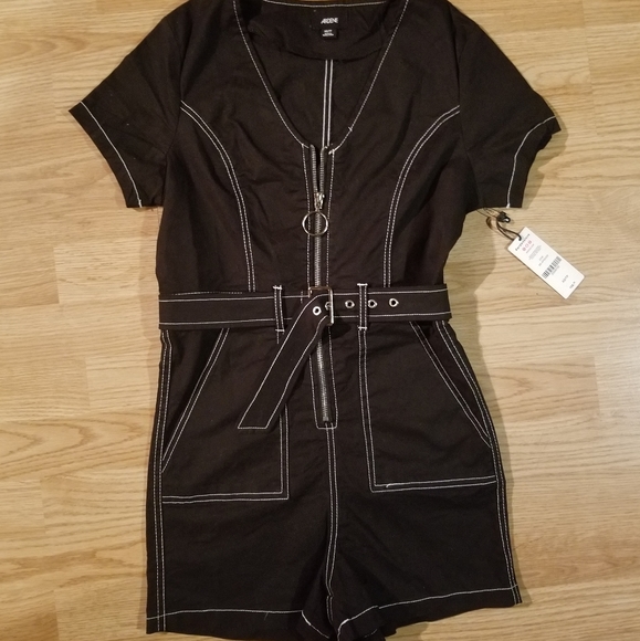 Black w white stitching 'denim' romper - Picture 1 of 2